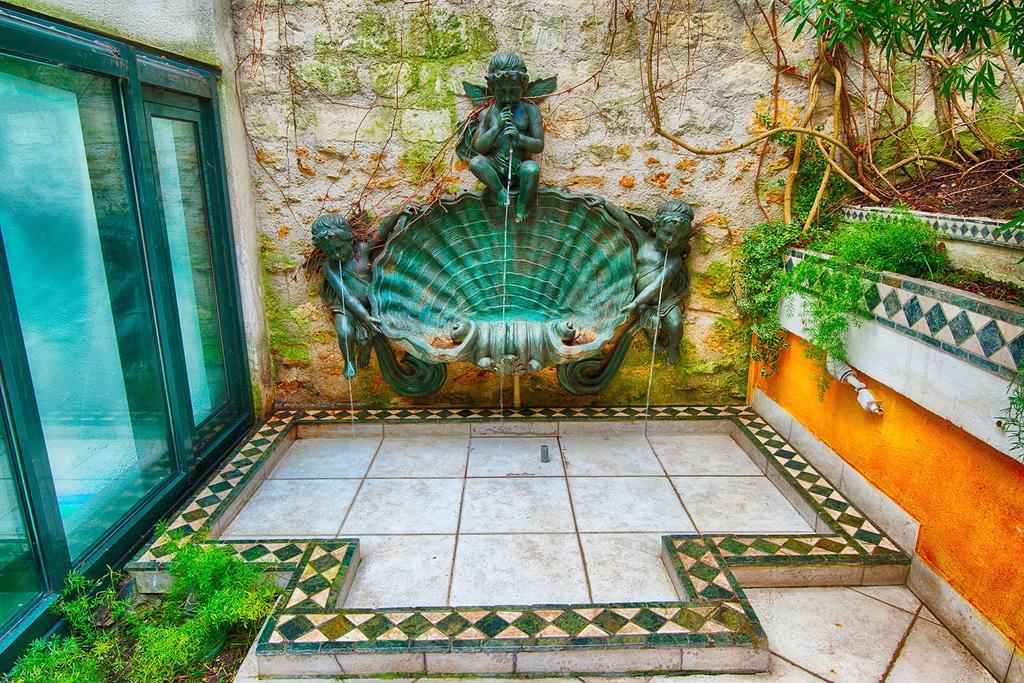 Paris-oasis Montmartre * Paris